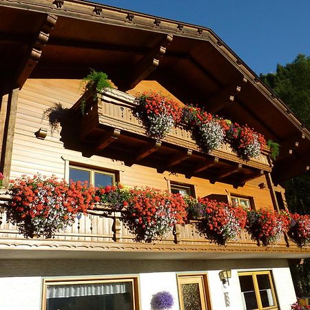 Pension Appartement Ambrosi Heiligenblut Exteriér fotografie