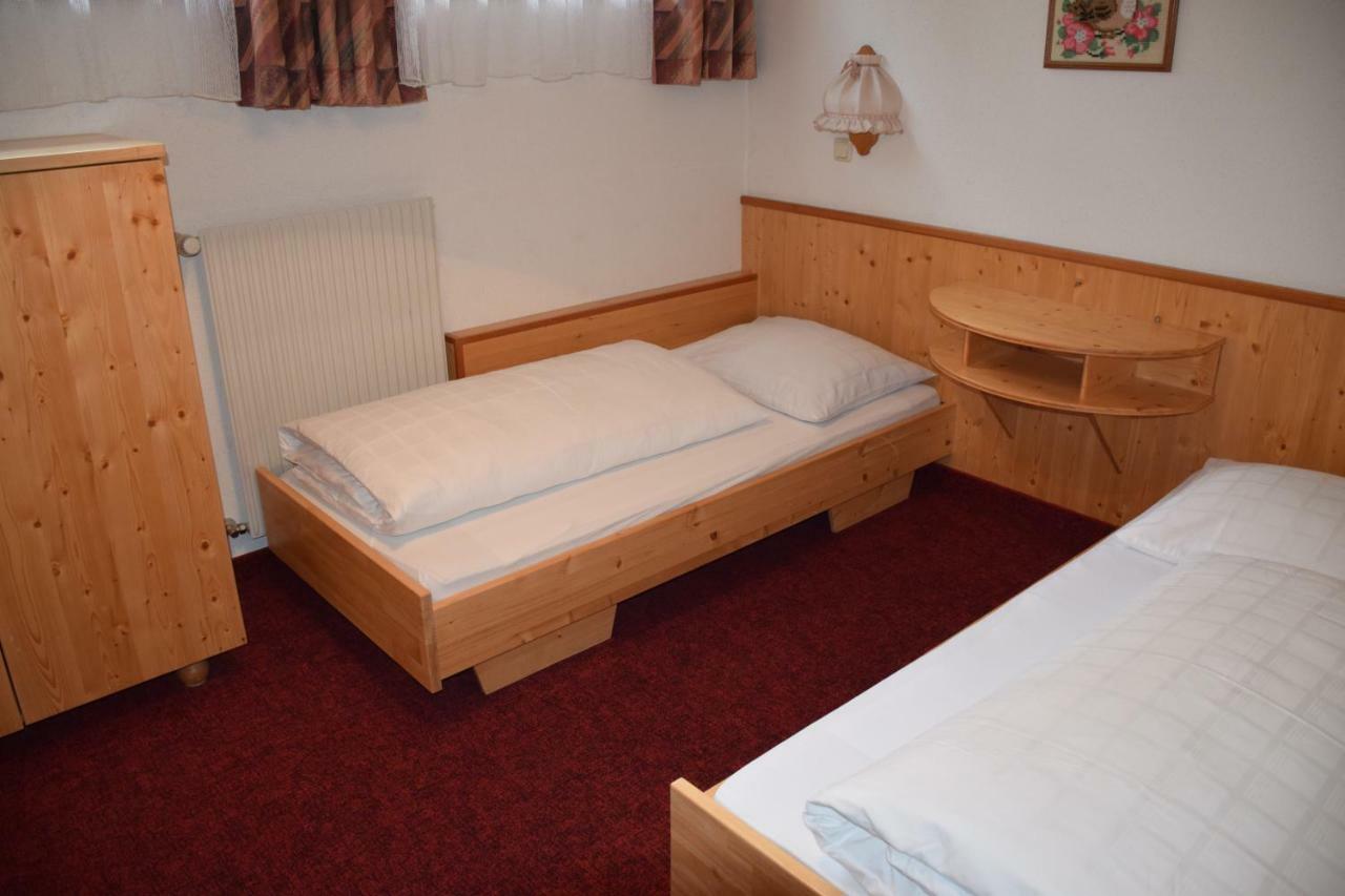 Pension Appartement Ambrosi Heiligenblut Exteriér fotografie