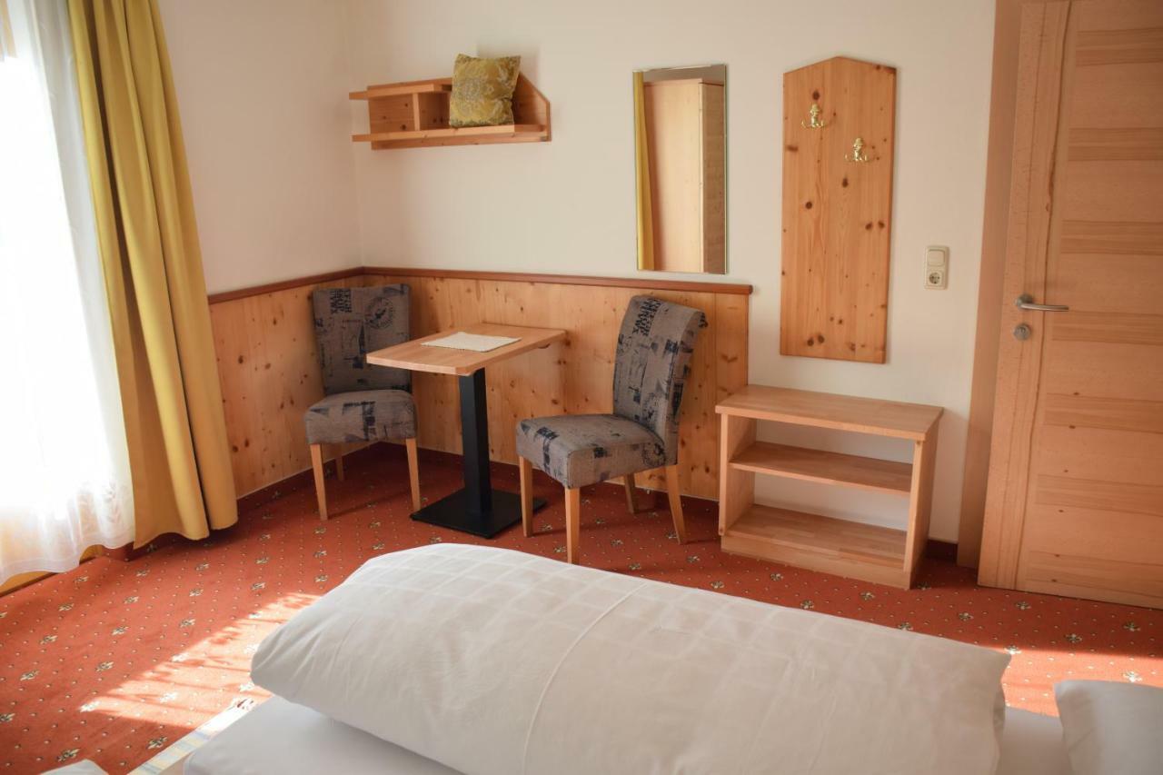 Pension Appartement Ambrosi Heiligenblut Exteriér fotografie